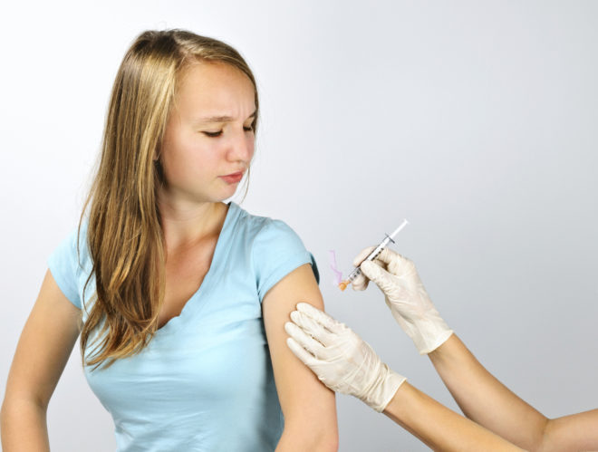 Что делать, если болит под лопаткой после вакцины от столбняка