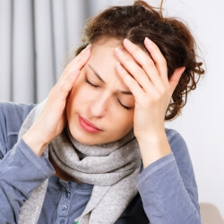 Девушке плохо Девушка болеет