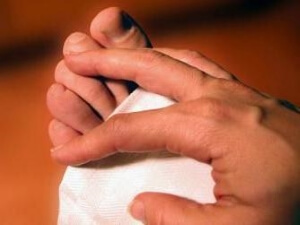 Поменять Болезненность мизинца