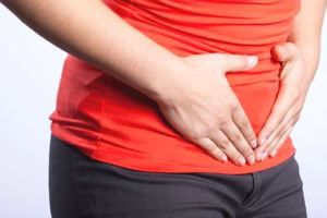 Сжимает низ живота Сжимает низ животика